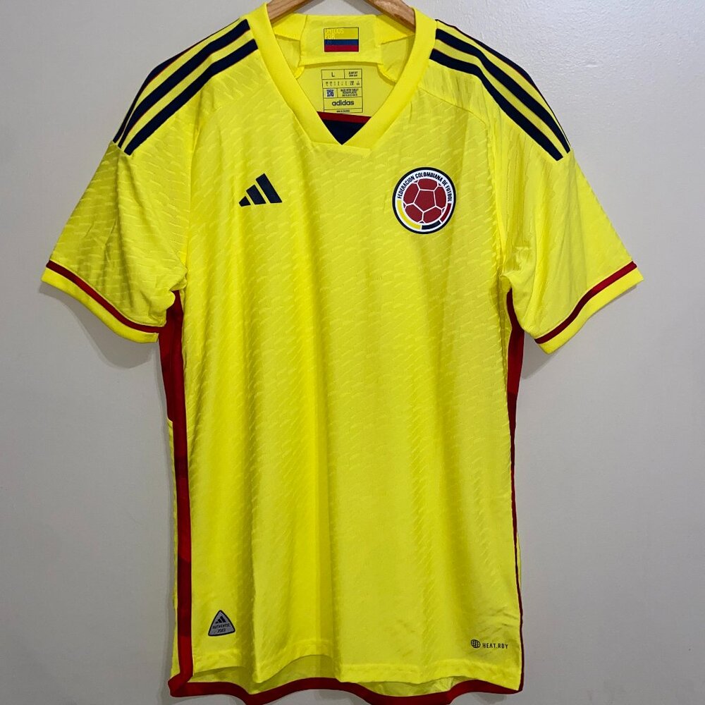 Adidas Colombia 22 Authentic Match Home Soccer Jersey HB9172 Mens $150 NEW
